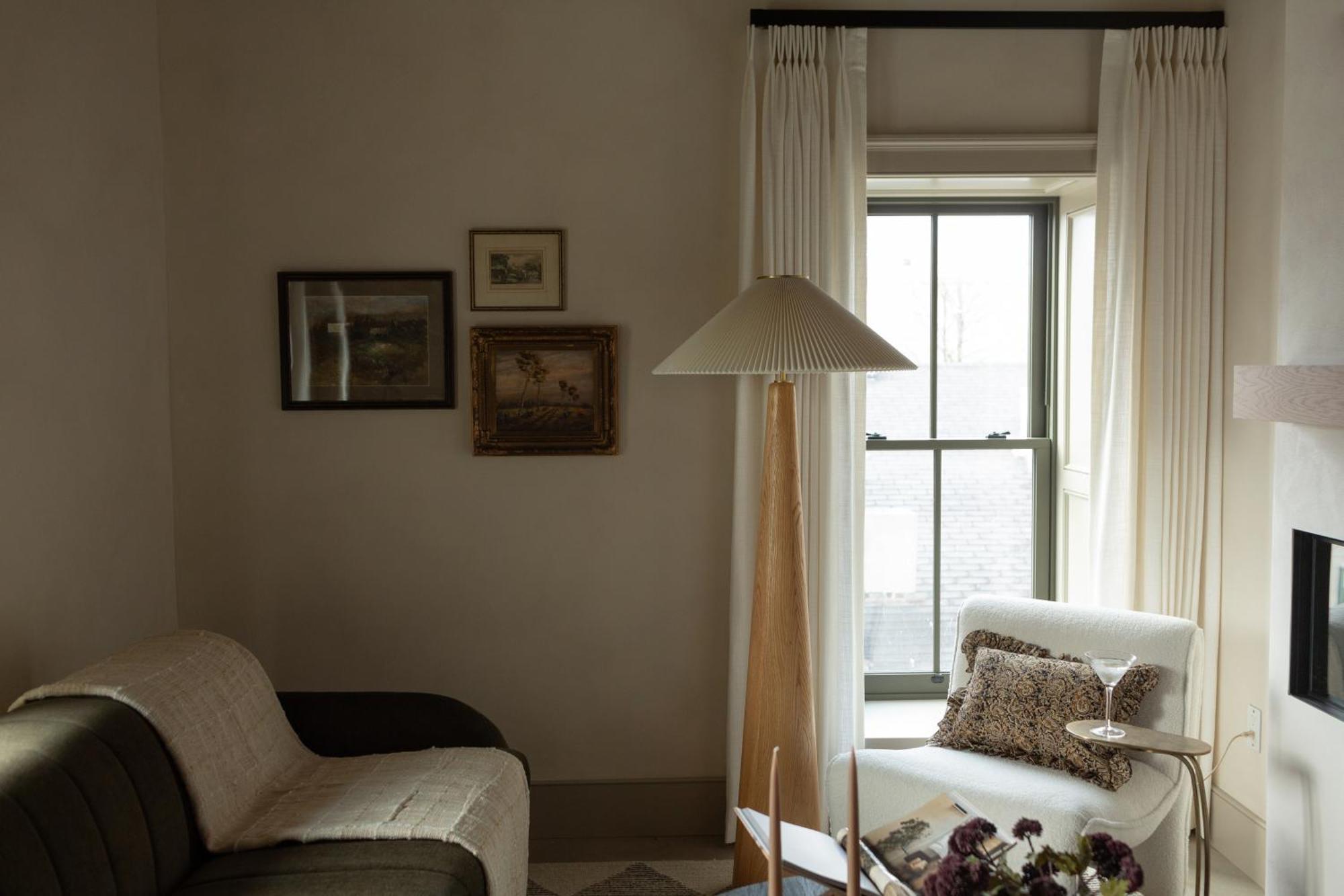 Kat Florence Hotels 엘로라 외부 사진