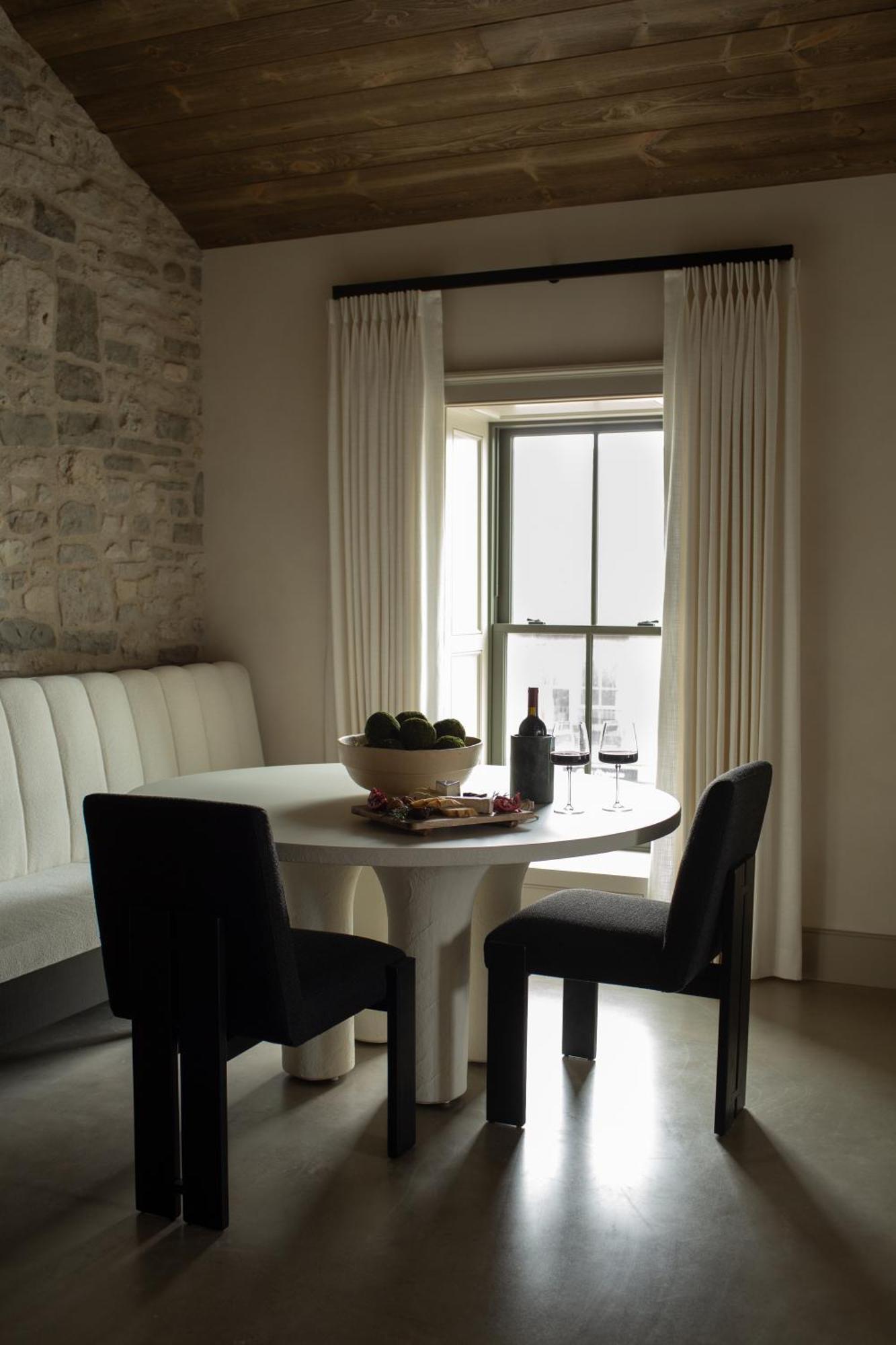 Kat Florence Hotels 엘로라 외부 사진