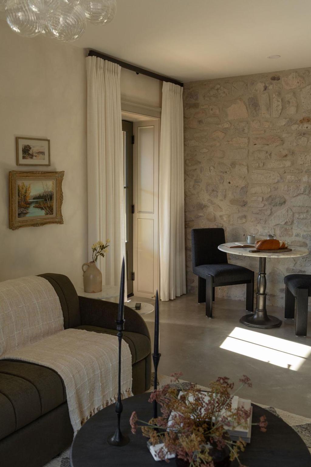Kat Florence Hotels 엘로라 객실 사진