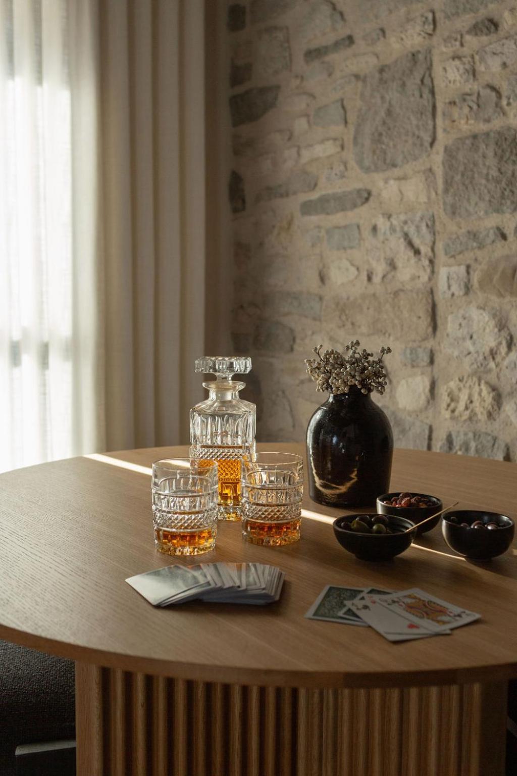 Kat Florence Hotels 엘로라 객실 사진